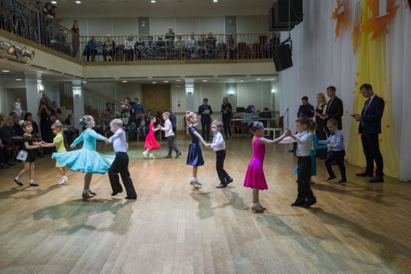 Областной конкурс по спортивным бальным танцам «Зимние узоры» открывается в Мурманске